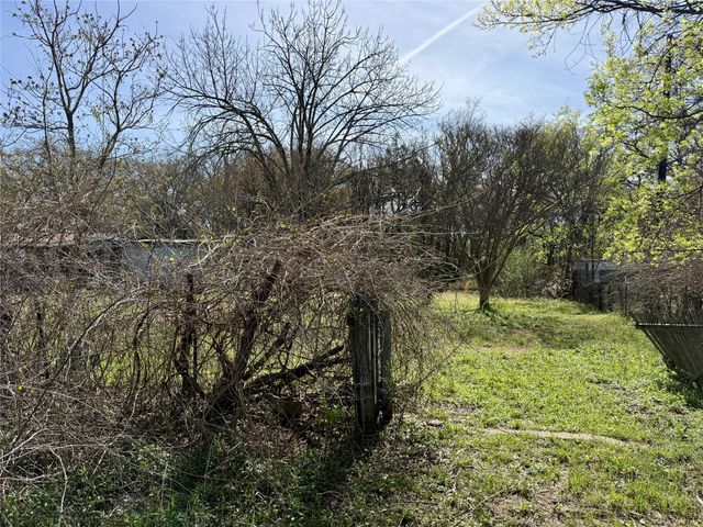 7727 Hollow Court, Terrell, TX 75161