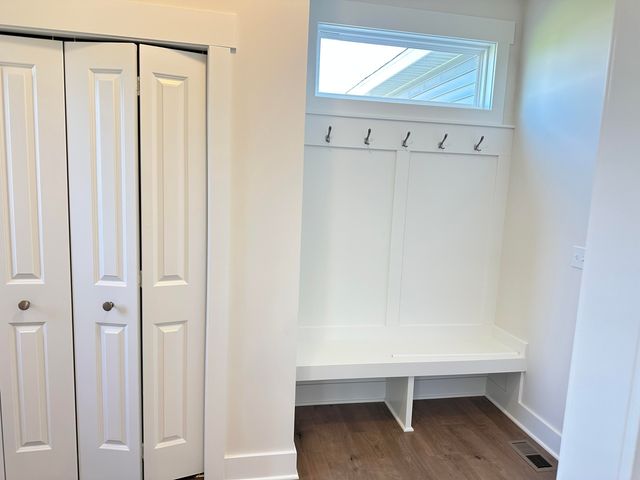 3317 Rocaway Drive, Hudsonville, MI 49426