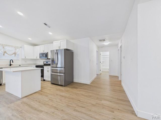 1424 Rivers Run Ave, Pueblo, CO 81001