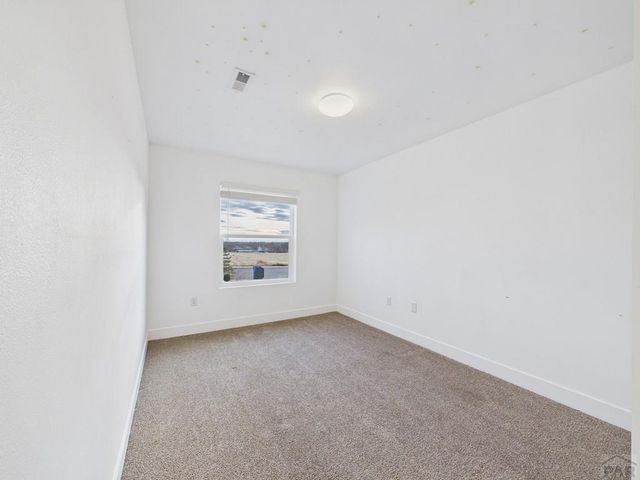 1424 Rivers Run Ave, Pueblo, CO 81001