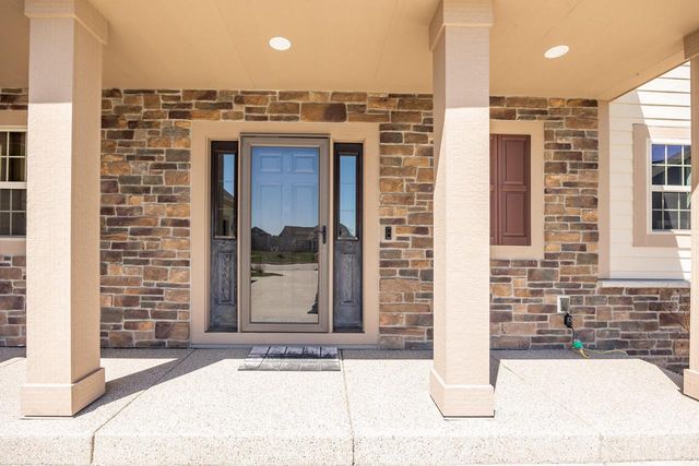 N88W18648 Duke STREET, Menomonee Falls, WI 53051