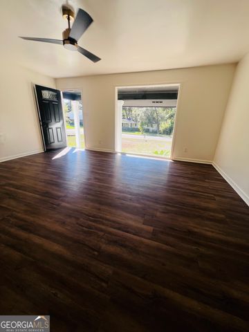 2215 Park Lane, Valdosta, GA 31602