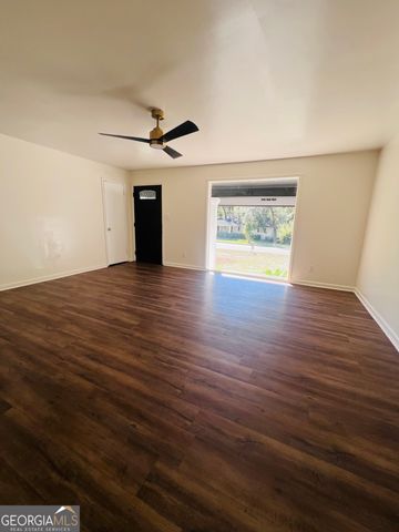 2215 Park Lane, Valdosta, GA 31602