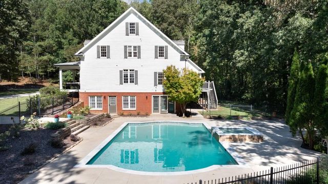 3380 Hill Forest Trail, Acworth, GA 30101