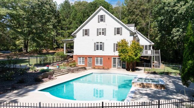 3380 Hill Forest Trail, Acworth, GA 30101