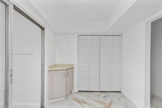 7906 NW 74th Ave, Tamarac, FL 33321