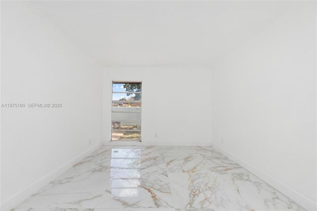 7906 NW 74th Ave, Tamarac, FL 33321