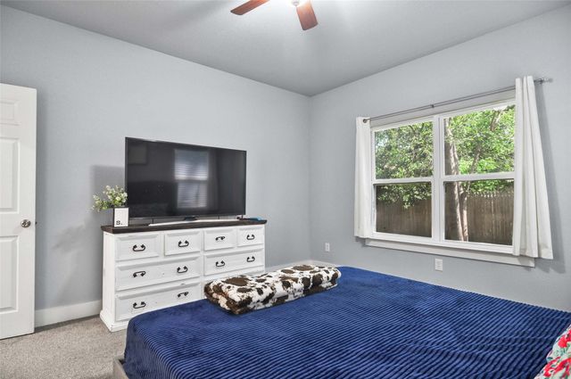213 W Brown Street, Cleburne, TX 76033