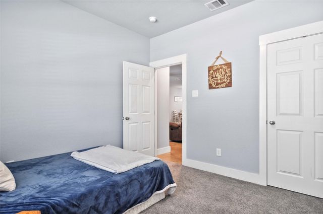 213 W Brown Street, Cleburne, TX 76033