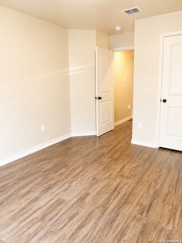 6946 Lakeview Dr., San Antonio, TX 78244
