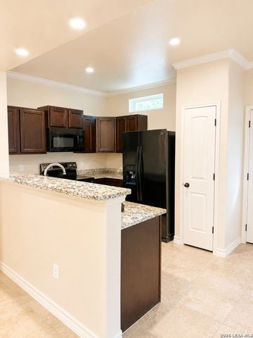6946 Lakeview Dr., San Antonio, TX 78244