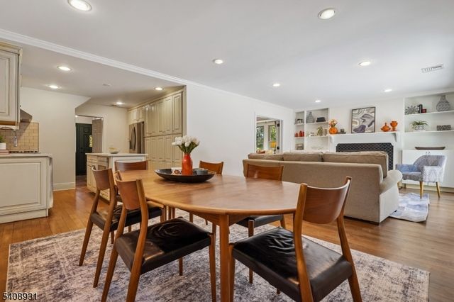 425 Wyoming Ave, Millburn Twp., NJ 07041