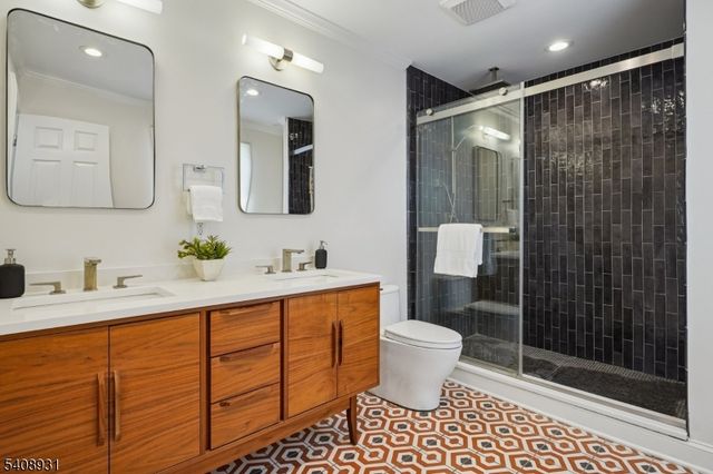 425 Wyoming Ave, Millburn Twp., NJ 07041