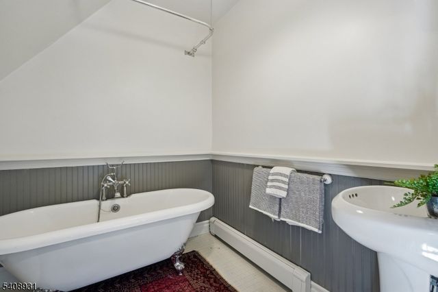 425 Wyoming Ave, Millburn Twp., NJ 07041