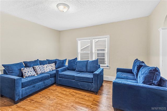 28 Marion Street, Buffalo, NY 14207