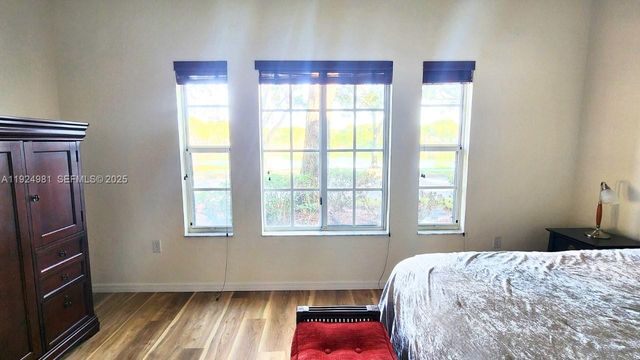 2557 Centergate Dr 101, Miramar, FL 33025