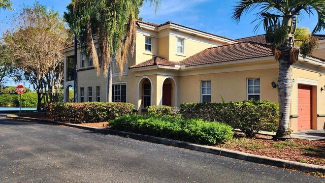 2557 Centergate Dr 101, Miramar, FL 33025