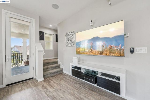 8550 Boardwalk Way, Newark, CA 94560