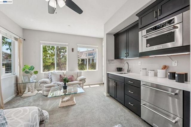 8550 Boardwalk Way, Newark, CA 94560