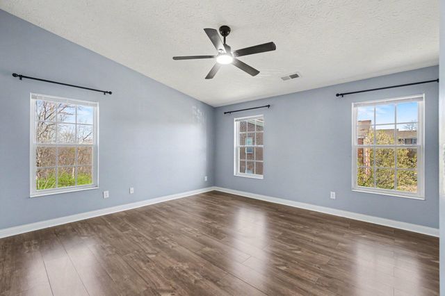 592 Ivy Ridge Drive, Cold Spring, KY 41076