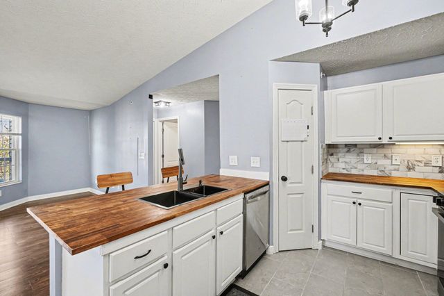 592 Ivy Ridge Drive, Cold Spring, KY 41076