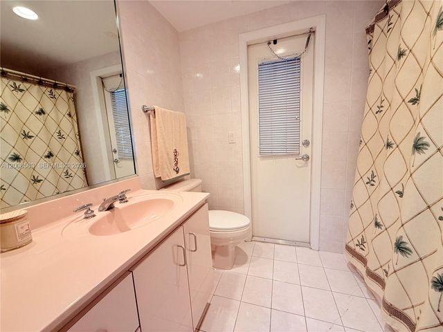 13431 SW 32nd Street, Miami, FL 33175