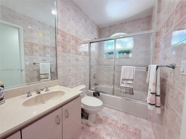 13431 SW 32nd Street, Miami, FL 33175