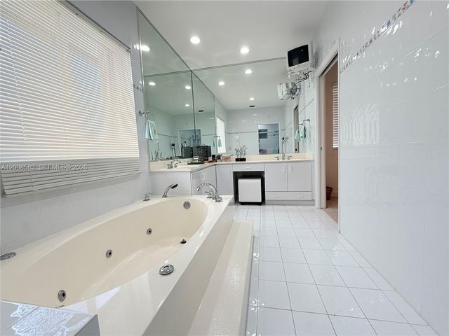 13431 SW 32nd Street, Miami, FL 33175