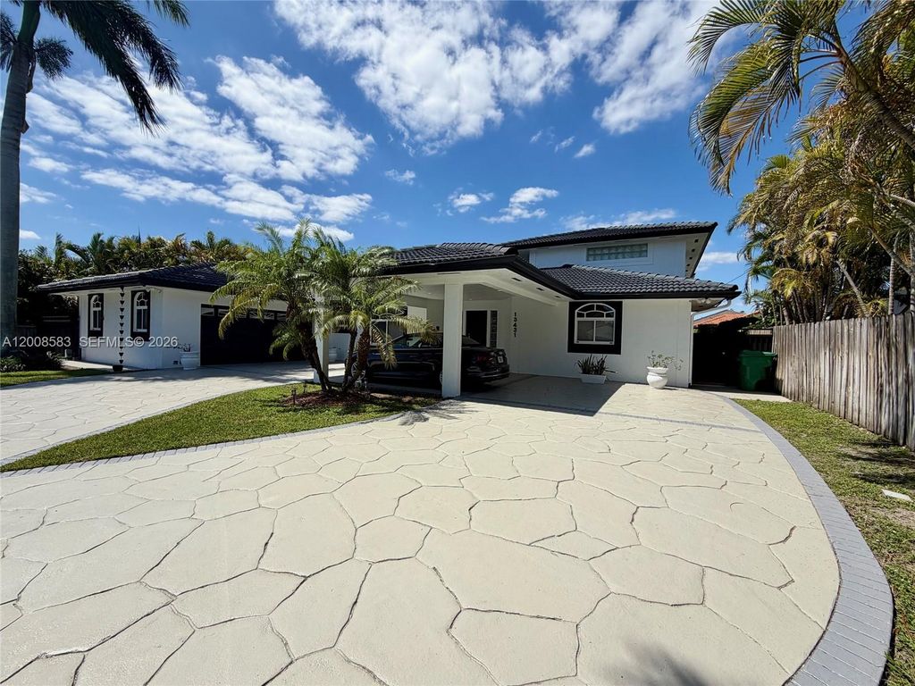 13431 SW 32nd Street, Miami, FL 33175