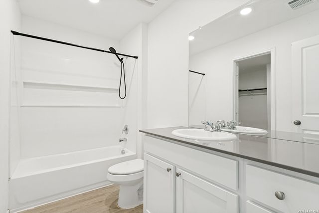 7218 Ox, San Antonio, TX 78252