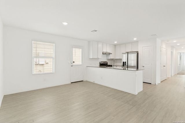 7218 Ox, San Antonio, TX 78252