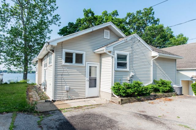 5134 Deep Point Drive, Portage, MI 49002