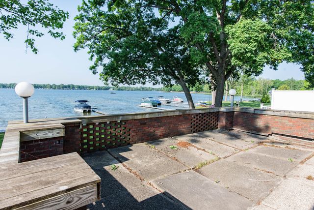 5134 Deep Point Drive, Portage, MI 49002