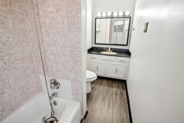 1719 E Grauwyler Road 103, Irving, TX 75061