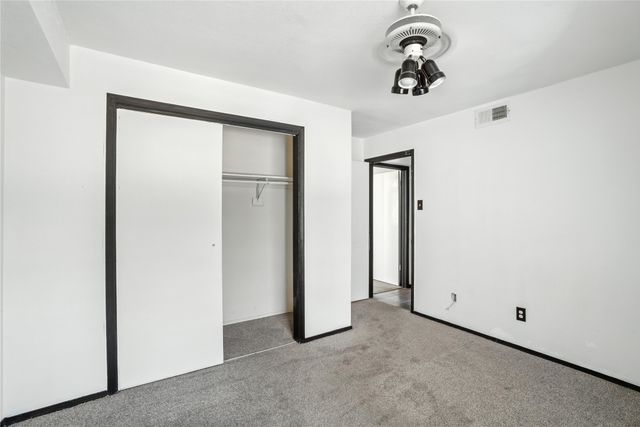 1719 E Grauwyler Road 103, Irving, TX 75061