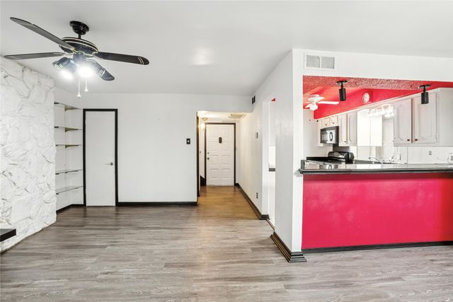 1719 E Grauwyler Road 103, Irving, TX 75061