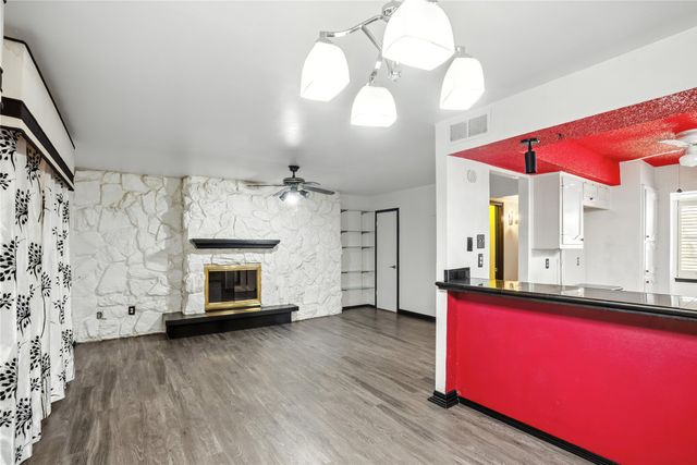 1719 E Grauwyler Road 103, Irving, TX 75061