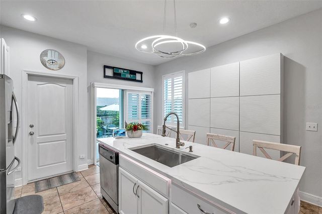 2602 W NASSAU STREET, Tampa, FL 33607