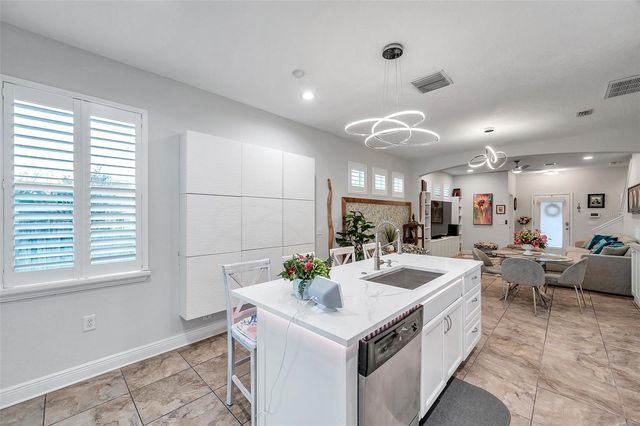 2602 W NASSAU STREET, Tampa, FL 33607