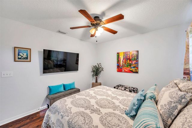 2602 W NASSAU STREET, Tampa, FL 33607
