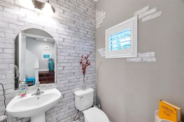 2602 W NASSAU STREET, Tampa, FL 33607