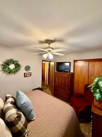 603 S Longfellow St, Wichita, KS 67207