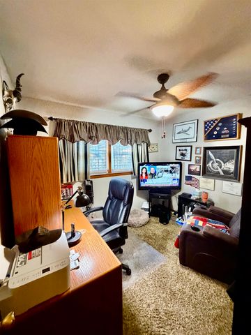 603 S Longfellow St, Wichita, KS 67207