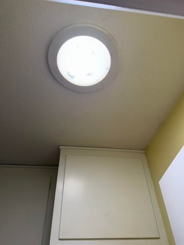 603 S Longfellow St, Wichita, KS 67207