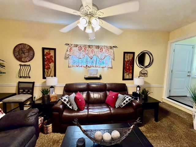 603 S Longfellow St, Wichita, KS 67207