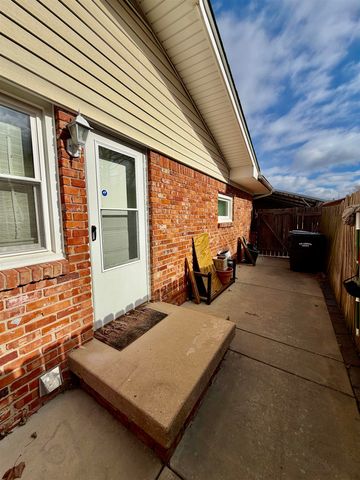 603 S Longfellow St, Wichita, KS 67207