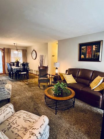 603 S Longfellow St, Wichita, KS 67207