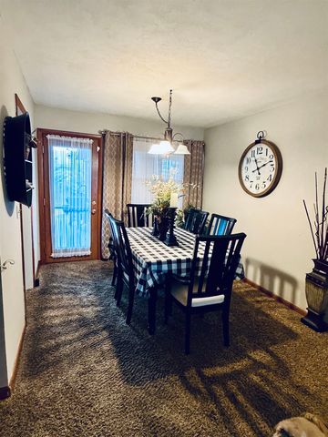 603 S Longfellow St, Wichita, KS 67207