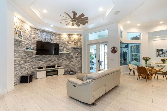 2695 Greenbriar Boulevard, Wellington, FL 33414