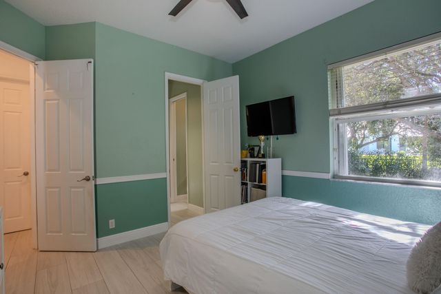 2695 Greenbriar Boulevard, Wellington, FL 33414